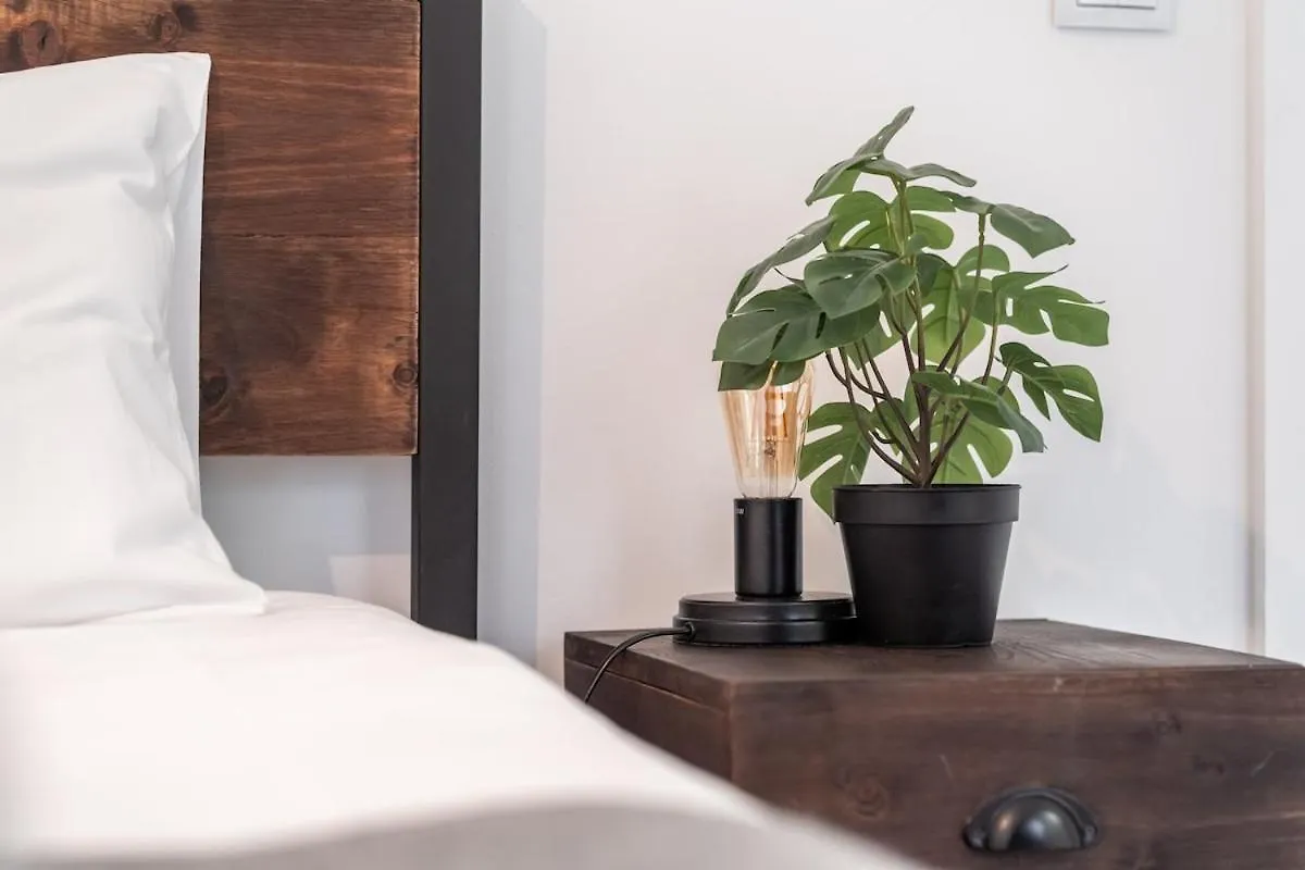 Lovely 2 Bed Apt In The Heart Of Lisbon With Ac
