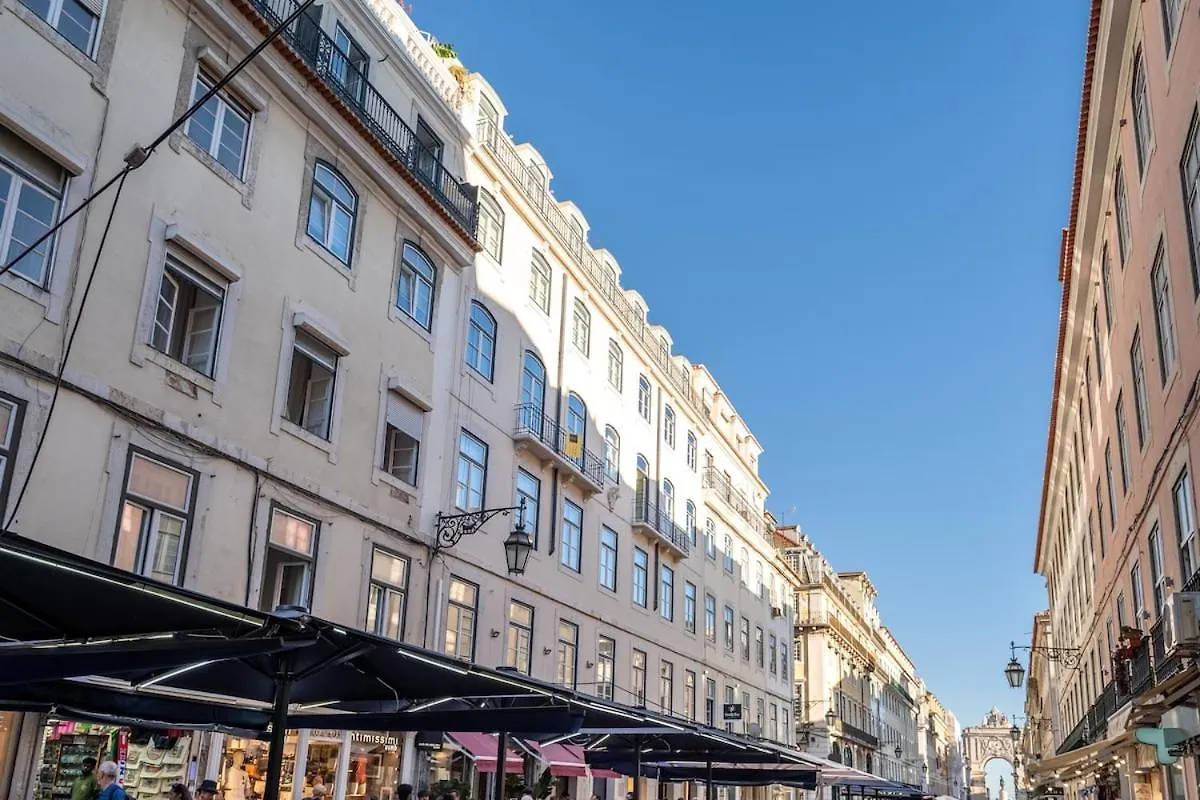 Apartment Lovely 2 Bed Apt In The Heart Of Lisbon With Ac