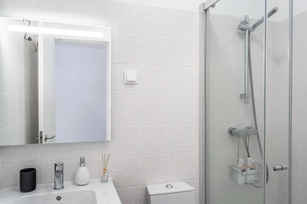 Lovely 2 Bed Apt In The Heart Of Lisbon With Ac 0*,  Portugal