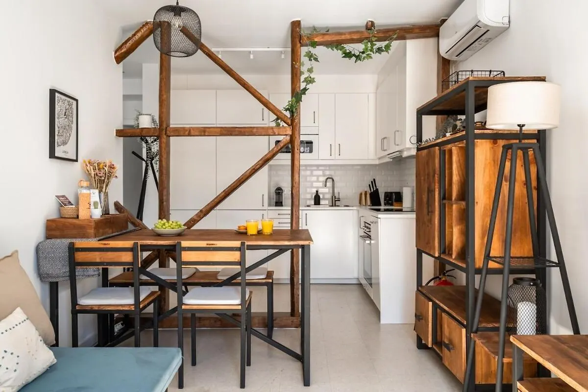 Lovely 2 Bed Apt In The Heart Of Lisbon With Ac Apartment