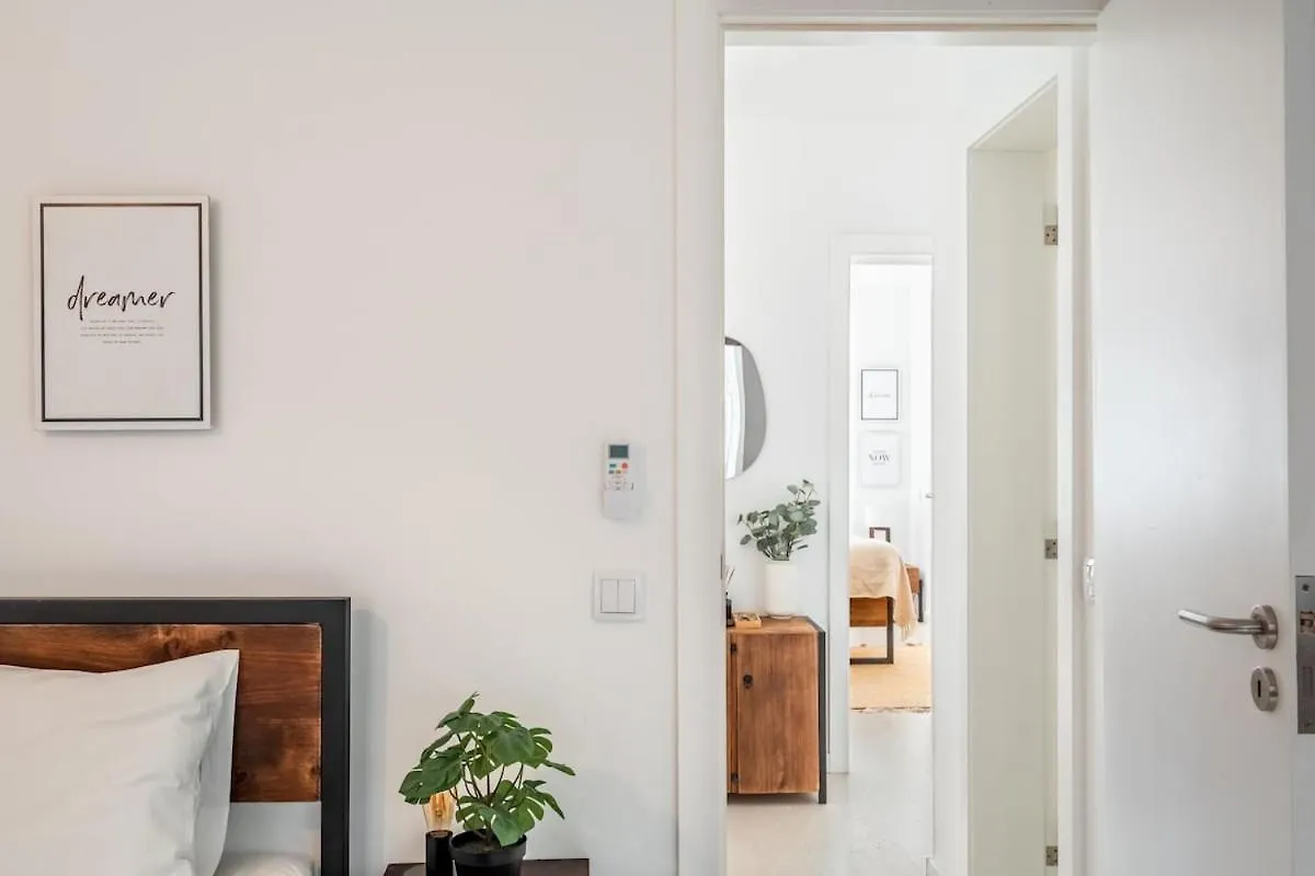 Apartment Lovely 2 Bed Apt In The Heart Of Lisbon With Ac