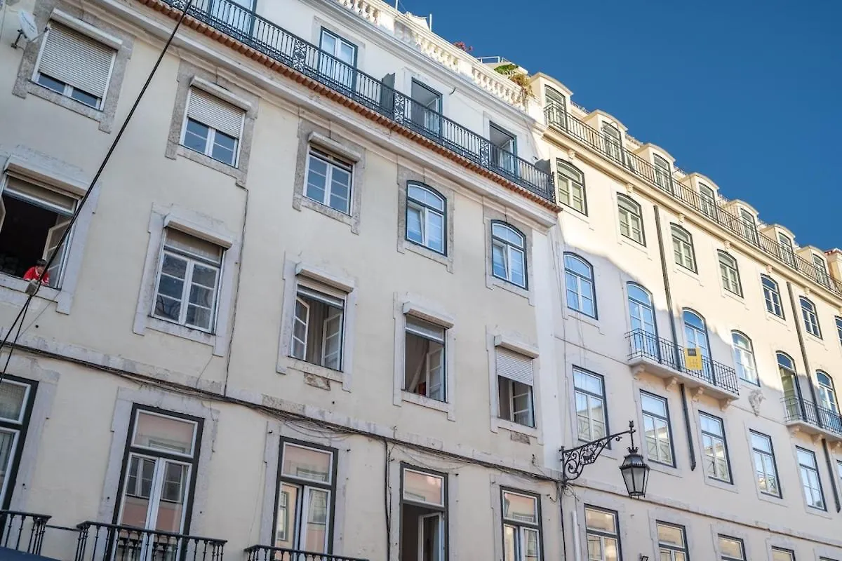 Lovely 2 Bed Apt In The Heart Of Lisbon With Ac Apartment
